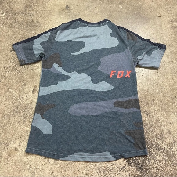 Fox Men's Camouflage T-Shirt - Gray and Black - Picture 5 of 8